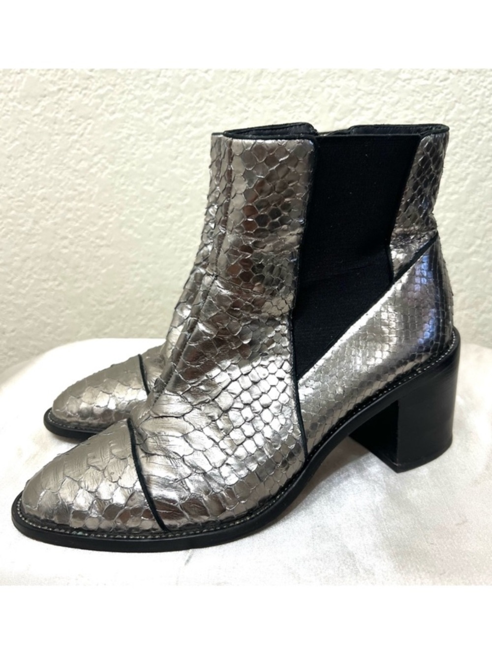 Alexandre Birman Metallic Silver Gray Margareth Python Ankle Boots Size 9